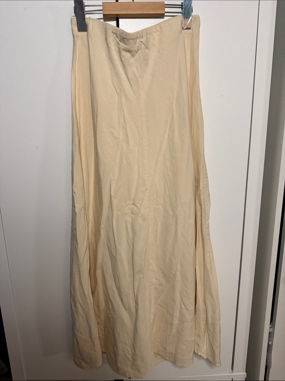 Zara Beige Cream Maxi Skirt